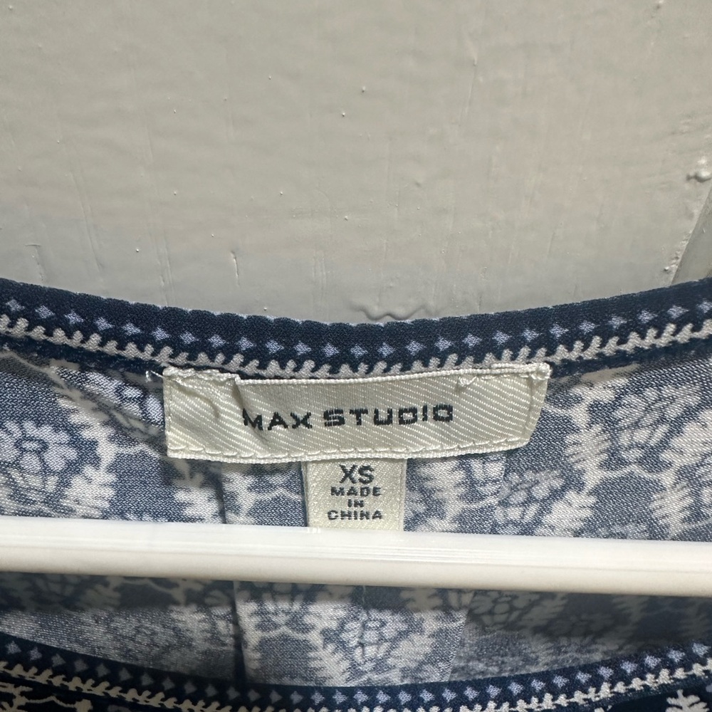 Max Studio dress XS - Picture 3 of 3